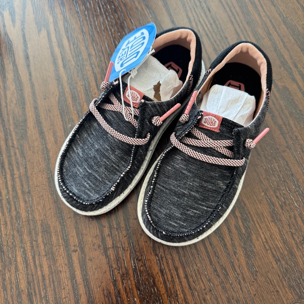 Hey Dude Girls Wendy Youth Jersey Black. 11TD